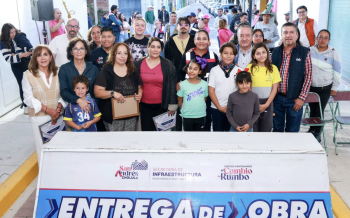 Cumple Lupita Cuautle con una obra esperada por años: entrega pavimentación de la calle 12 Oriente